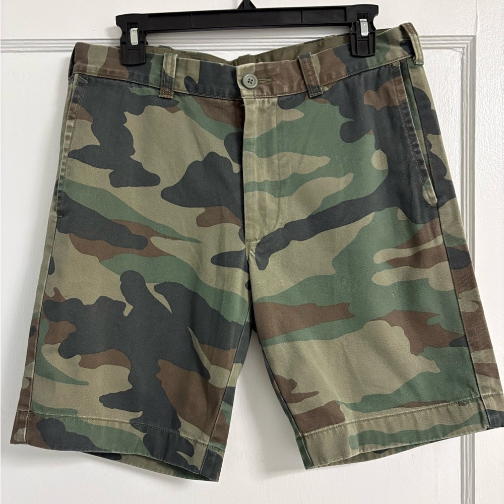 Men’s J.Crew camouflage cotton chino shorts size 31 waist